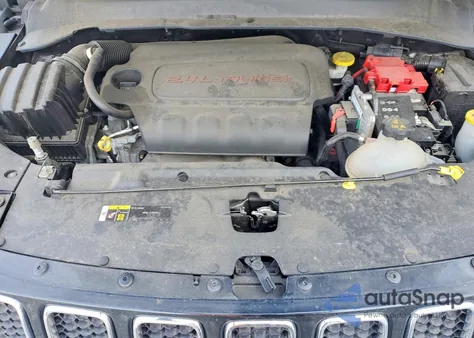 2019 Jeep Compass Latitude из США, поврежденный, VIN 3C4NJDBB2KT735741